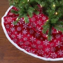 48" Red And White Snowflake Tree Skirt With Piping Trim Christmas Decor -Christmas Decoration Store dyno 2483807 1 03 30054.1599268263